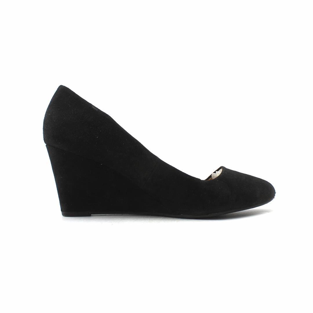 Promotional Slippers A.NEW DAY .