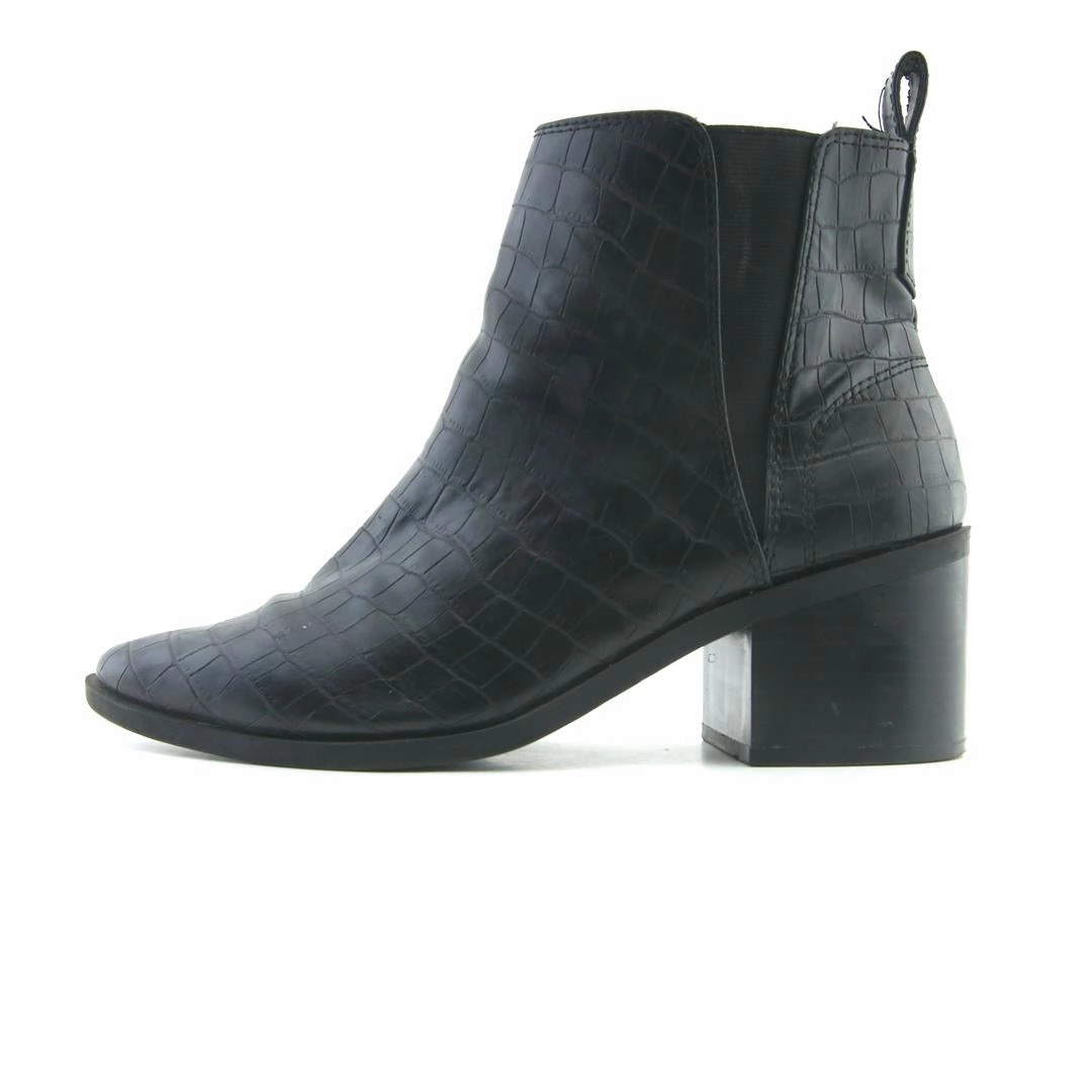 Lace Up High Heels A NEWDAY .