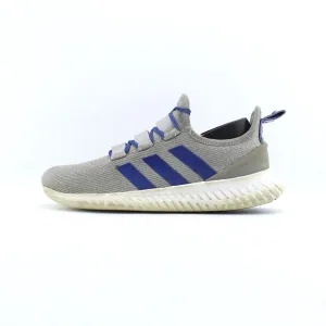 ADIDAS . Running In Snow