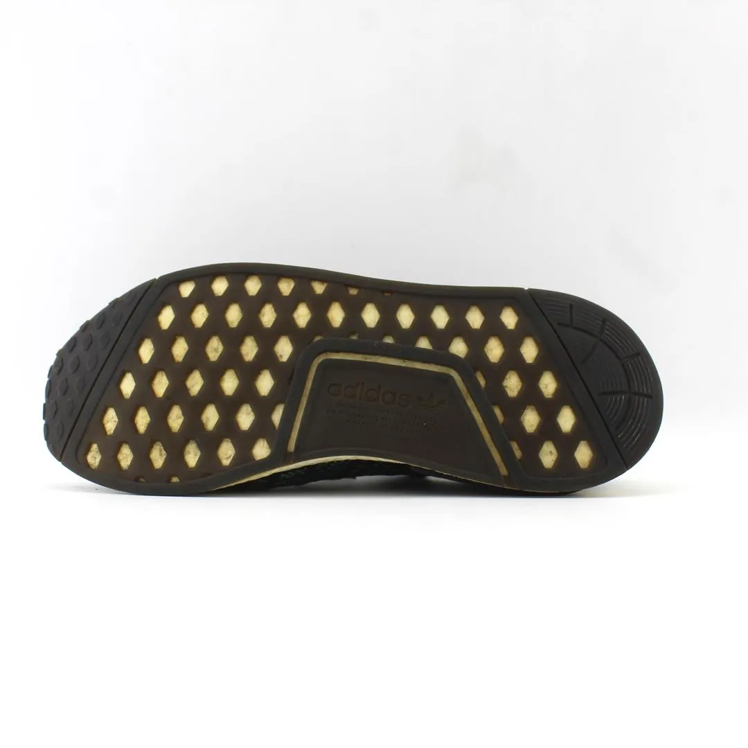 840 V5 Running Shoe ADIDAS .