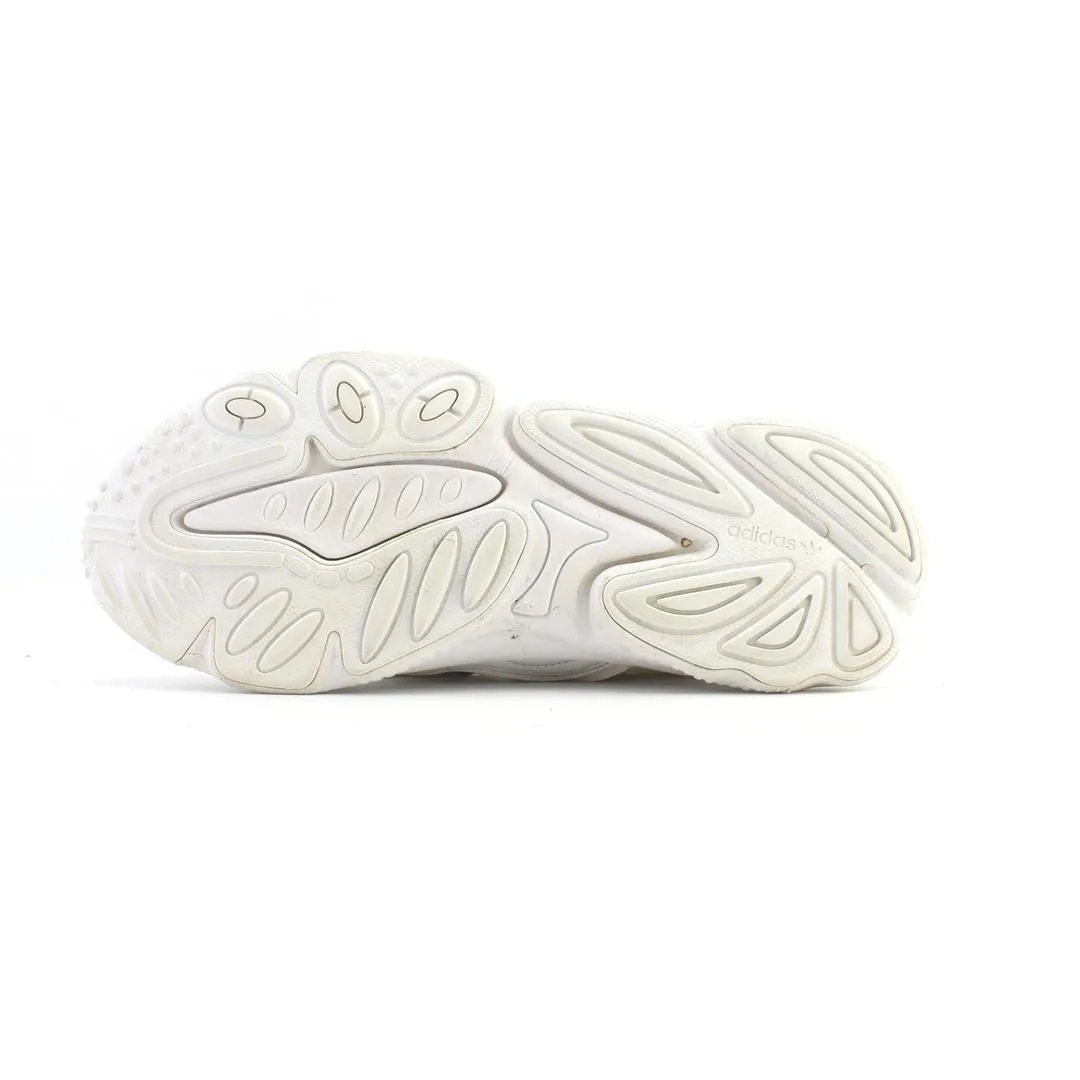 On Running Tennis Shoes ADIDAS .