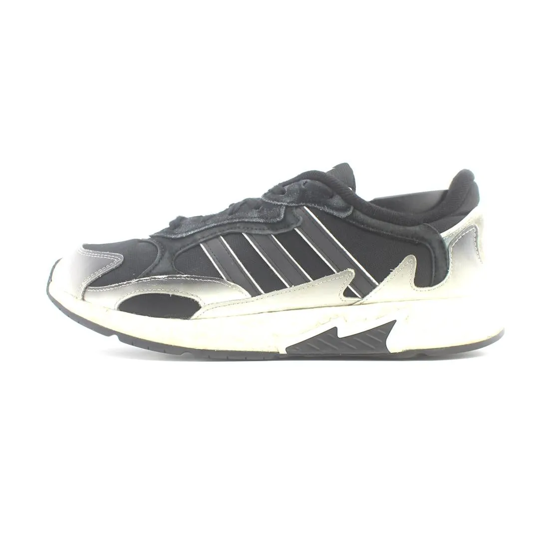 ADIDAS . Shoes For Gym And Running