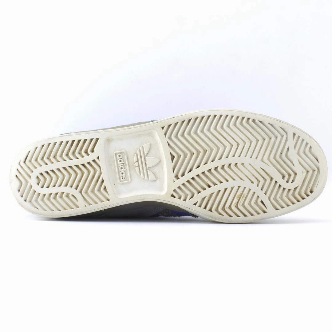 ADIDAS . Shoes Casual Stylish