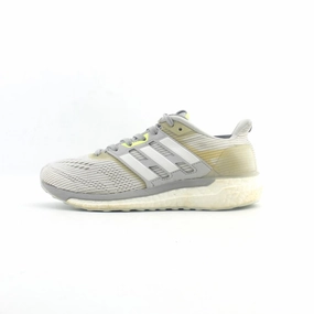 Sneakers Soho New York ADIDAS BOOST