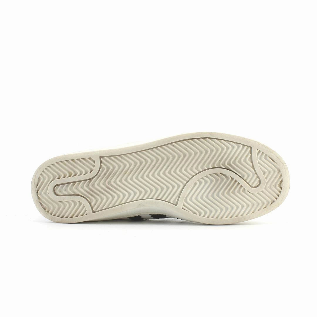 ADIDAS LA MARQUE AUX 3 BANDES Versatile Sneakers