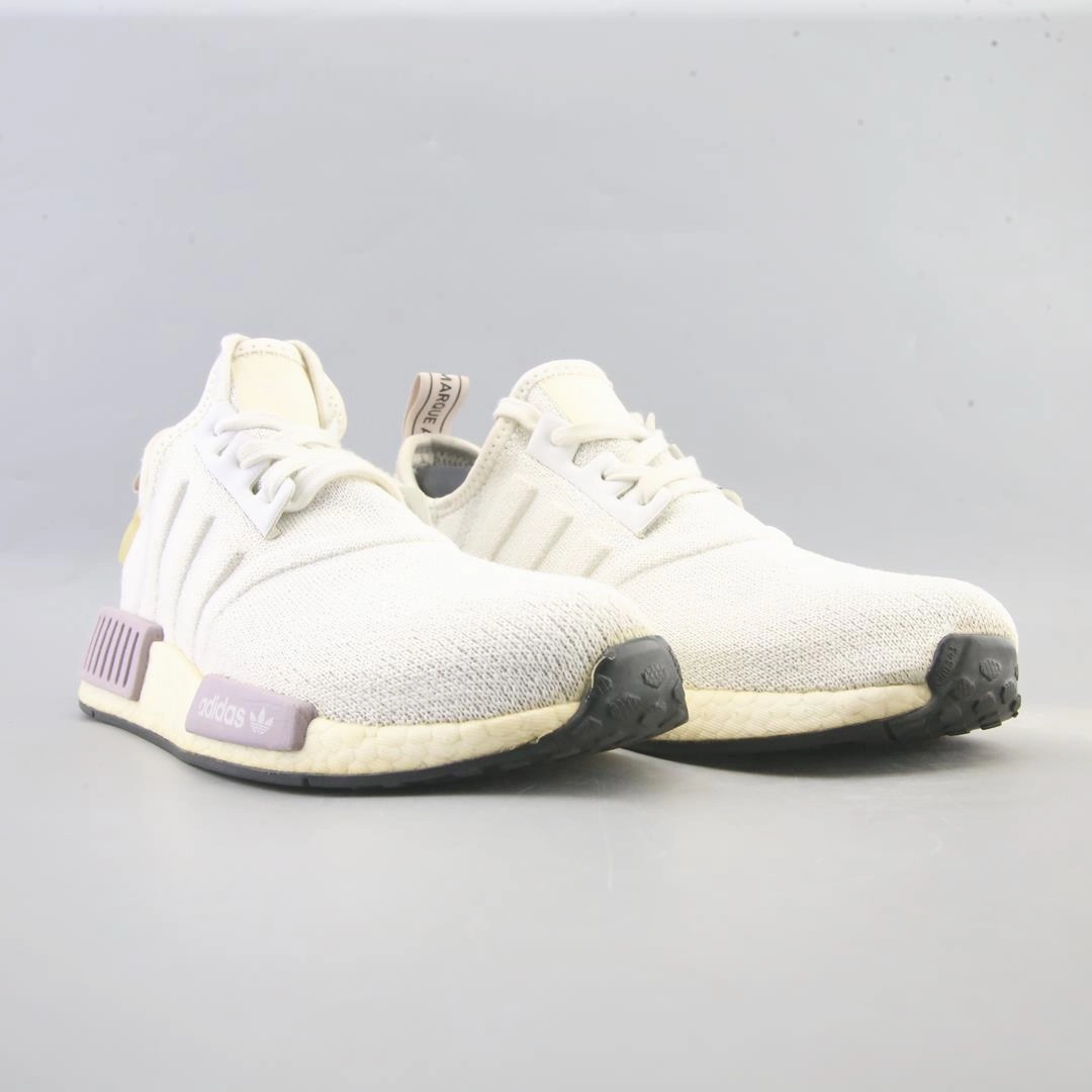 Revolution 7 Easyon Running Shoe ADIDAS NMD R1