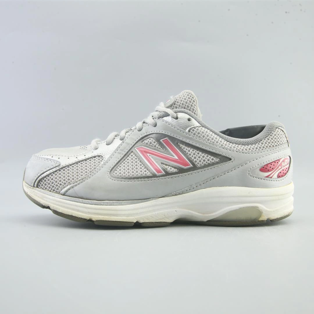 New Balance Castlerock 2002r NEW BALANCE 847