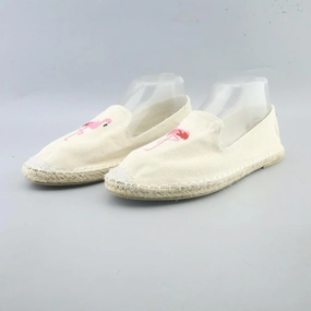 AMERICAN BRAND . Casual Shoe Store