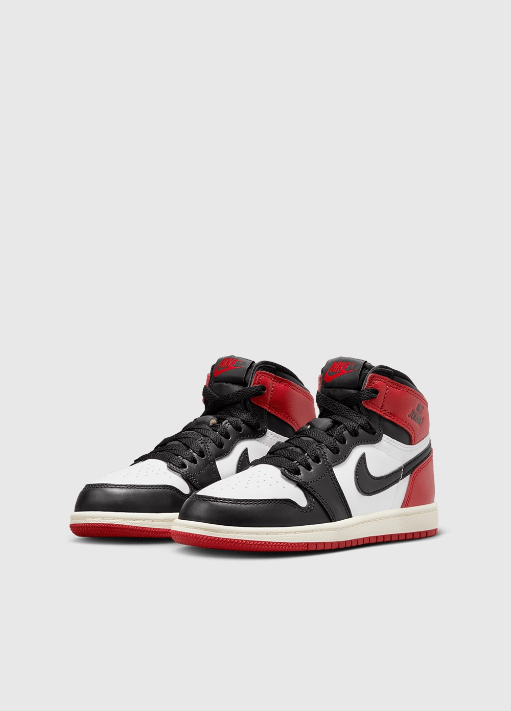 Sneakers Boots Air Jordan 1 Retro High OG 'Black Toe Reimagined' Sneakers (PS)
