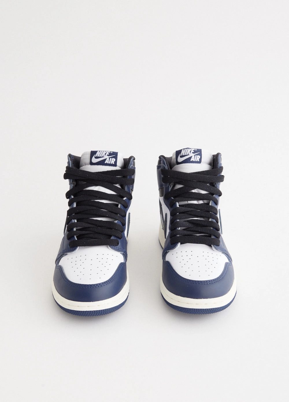 Air Jordan 1 Retro High OG 'Midnight Navy' Sneakers (GS) Sneakers Jordan