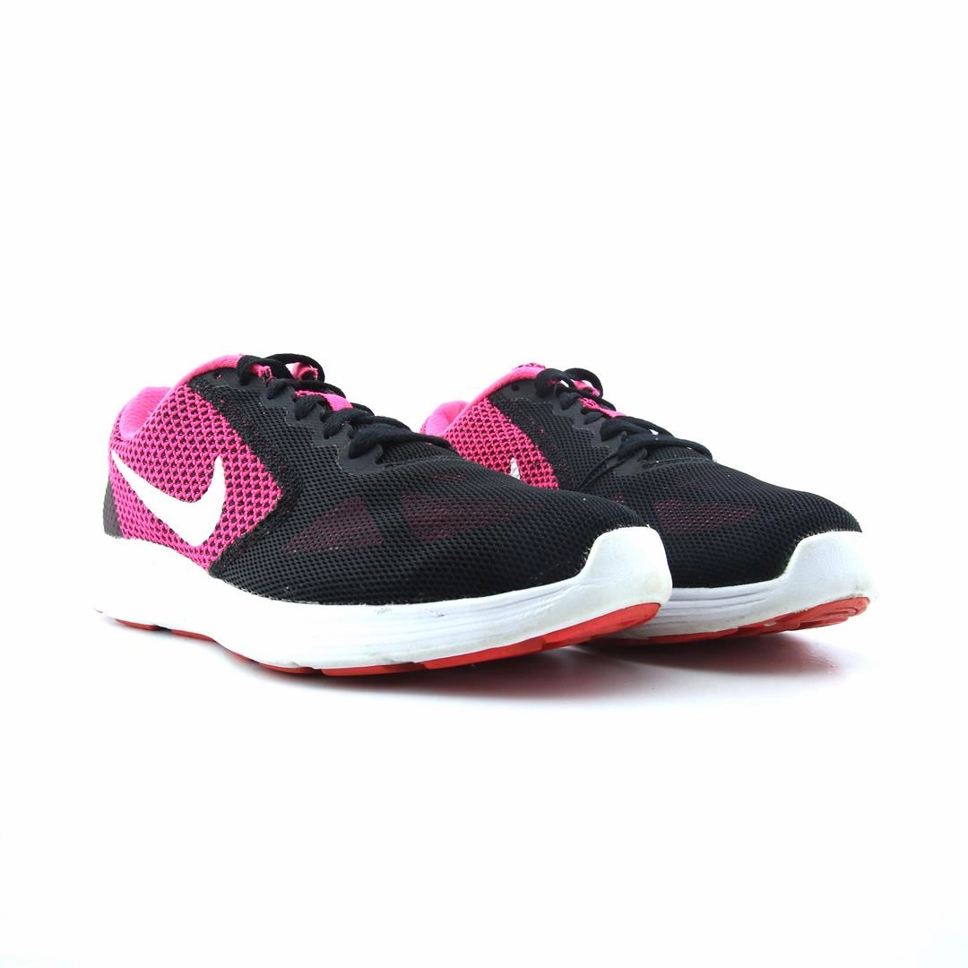 Great Running Shoes For High Arches NIKE REVOLUTION 3
