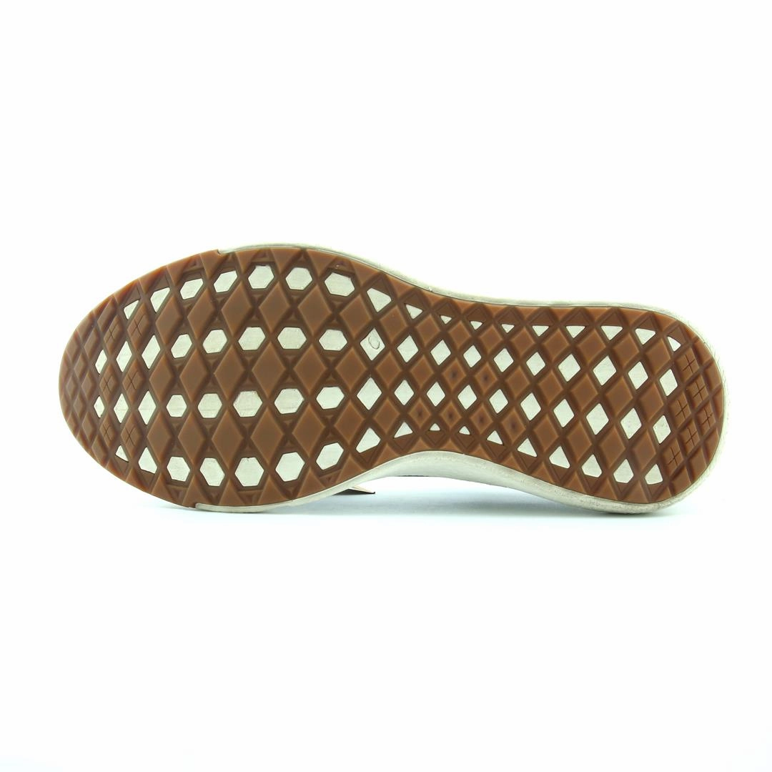 VANS ULTRARANGE Minnetonka Cally Casual Shoe