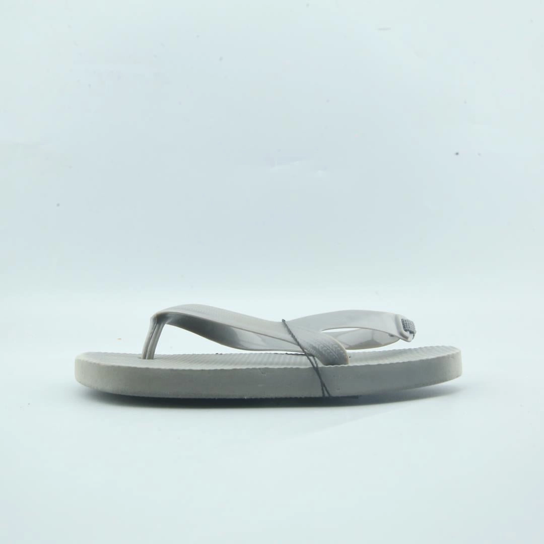 Sandals Low Heels AMERICAN BRAND .