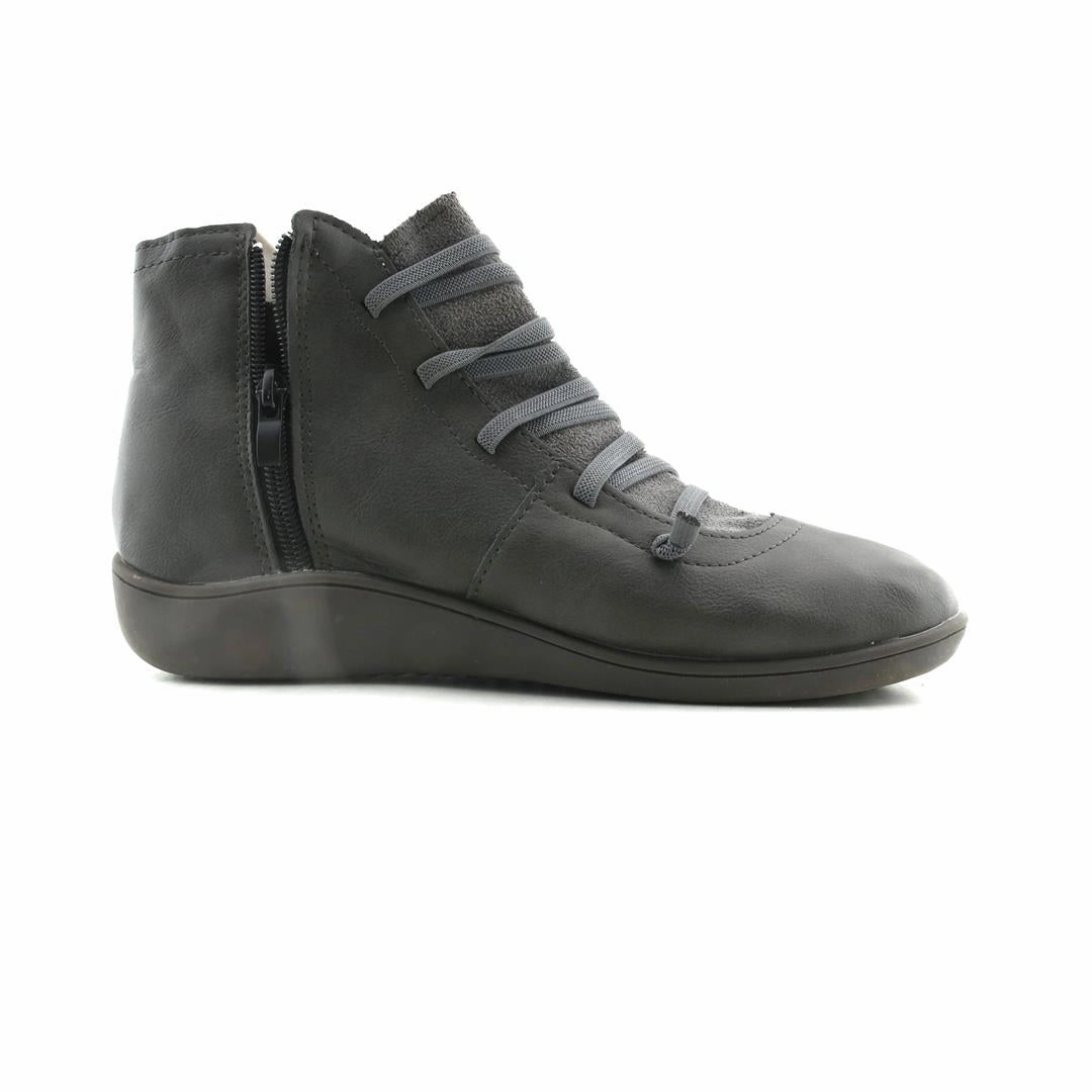 Air Max 2013 Casual Shoes AMERICAN BRAND .