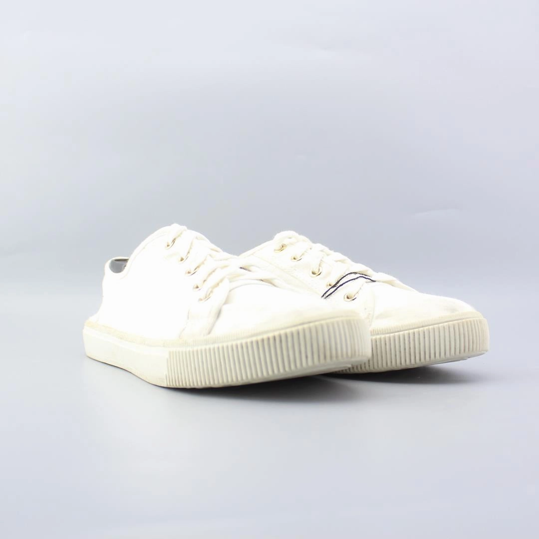 Casual Crocodile Shoes AMERICAN BRAND .