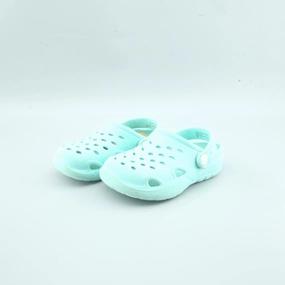 AMERICAN BRAND . Sandals Beach