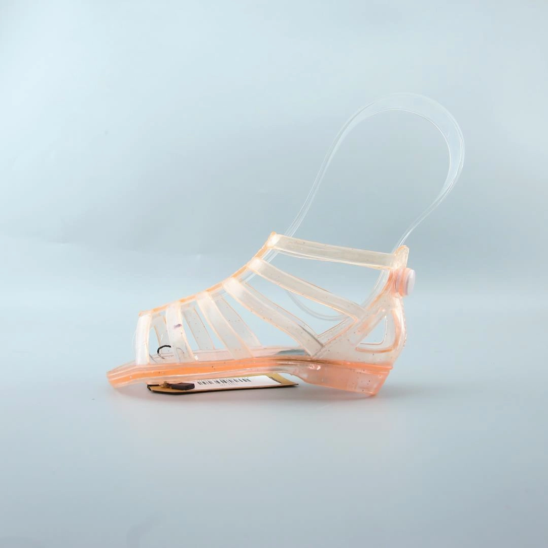 Teva Olowahu Sandals AMERICAN BRAND .