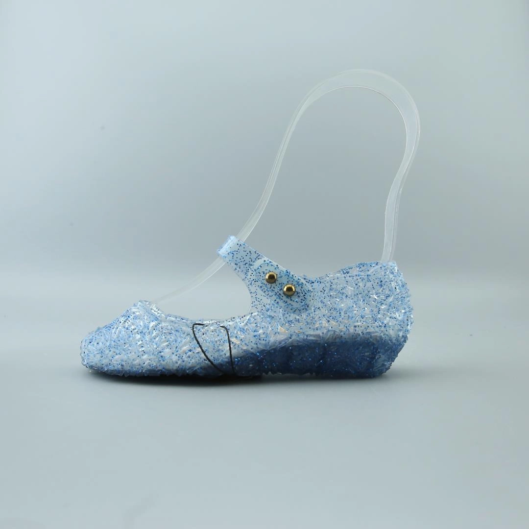 Cool Walking Sandals AMERICAN BRAND .