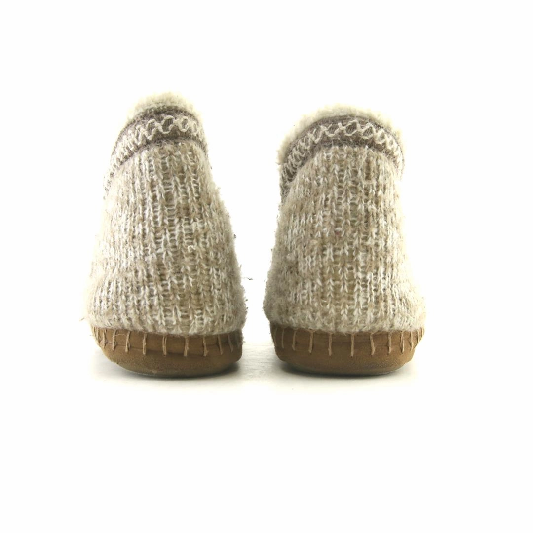 AMERICAN BRAND . Casual Shoes To Wear With Capris