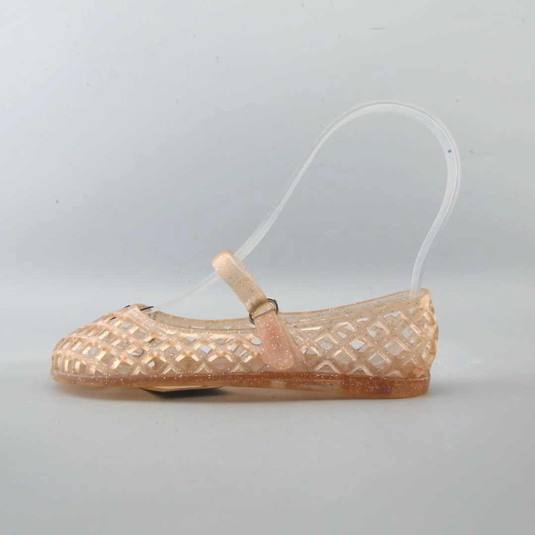 Best Europe Walking Sandals AMERICAN BRAND .