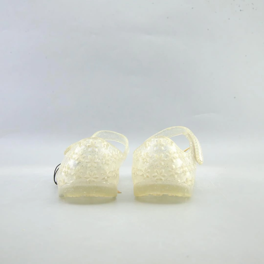 AMERICAN BRAND . Sandals Best Resort