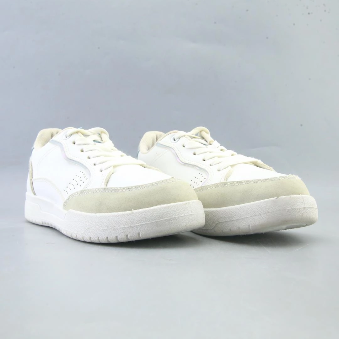 AMERICAN BRAND . Casual Shoes To Go With Jeans