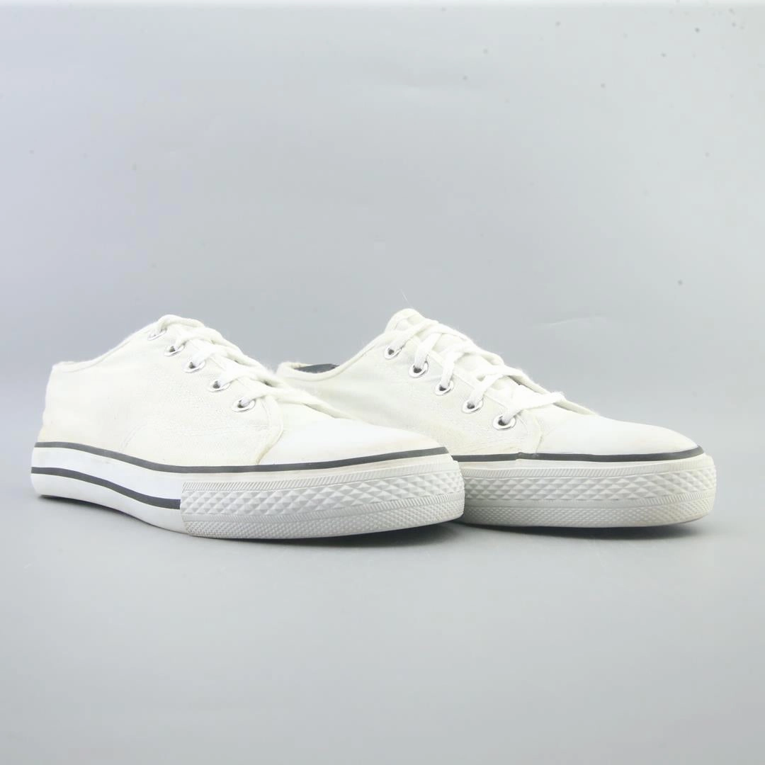 AMERICAN BRAND . Casual Shoes To Wear With Flare Jeans