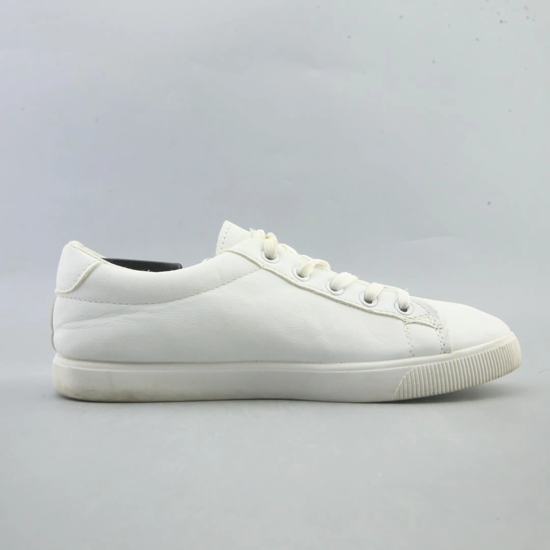 AMERICAN BRAND . Comfortable Casual Shoe