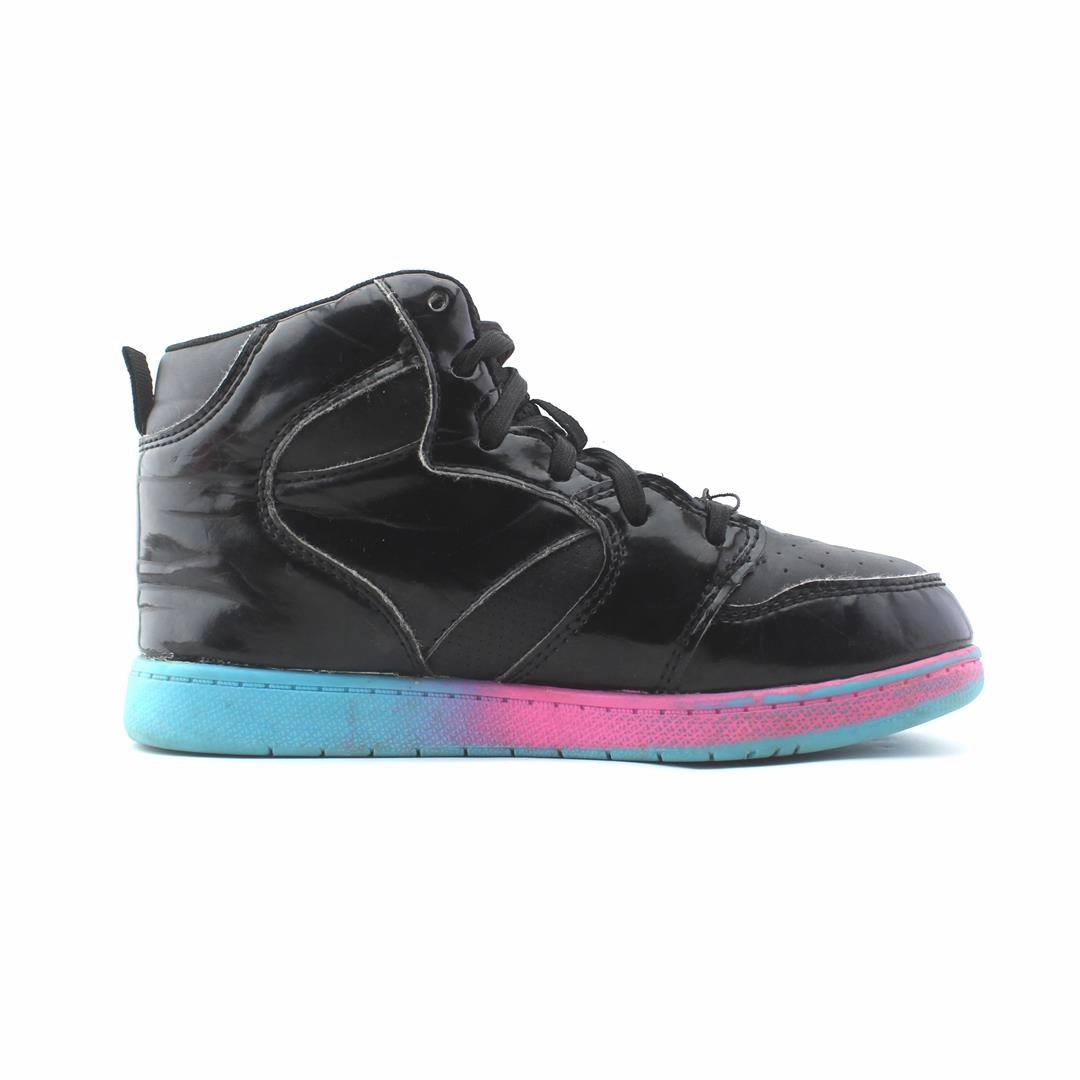 AND 1 . Heeled Sneakers