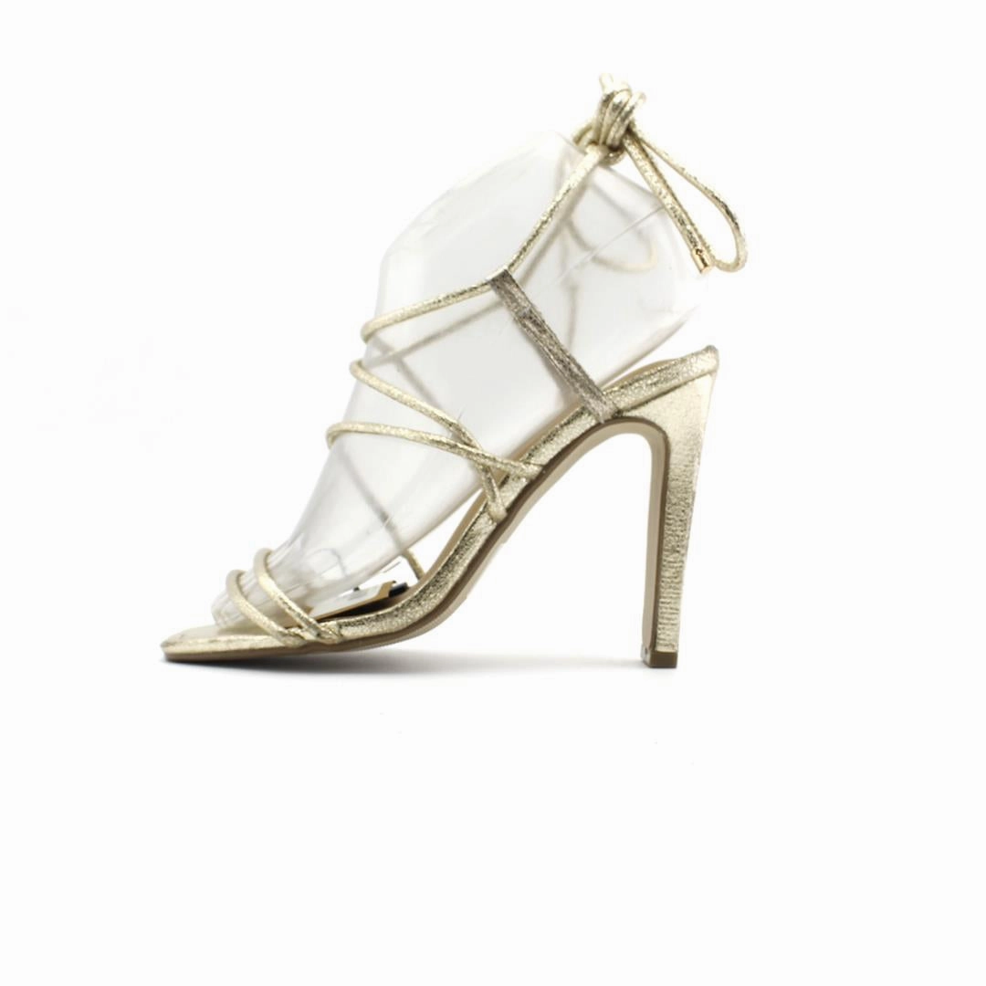 Barbie High Heel BOOHOO .