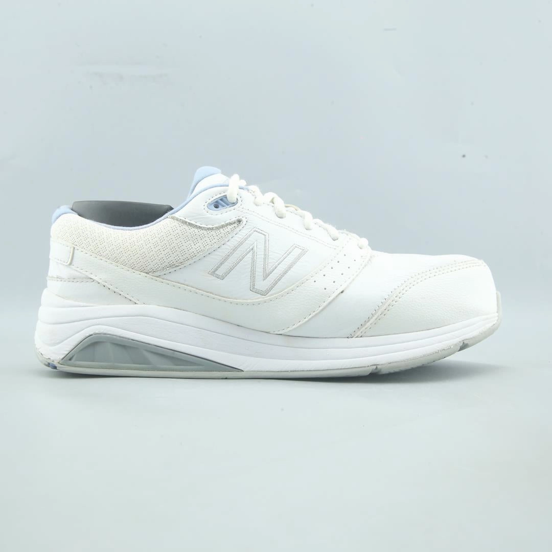 New Balance Casual Sneakers Womens NEW BALANCE 928V2