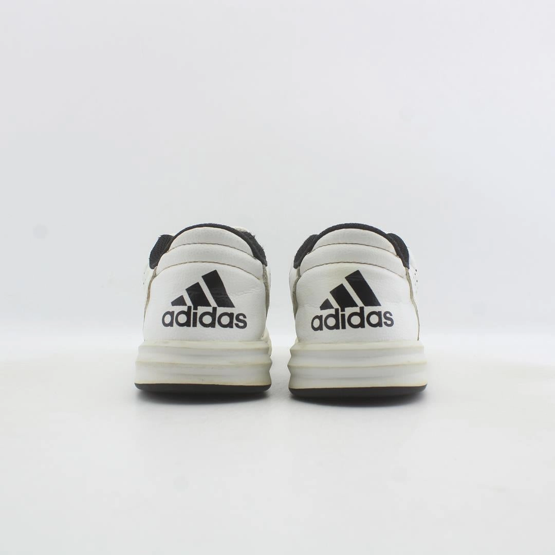 Patriots Sneakers ADIDAS .