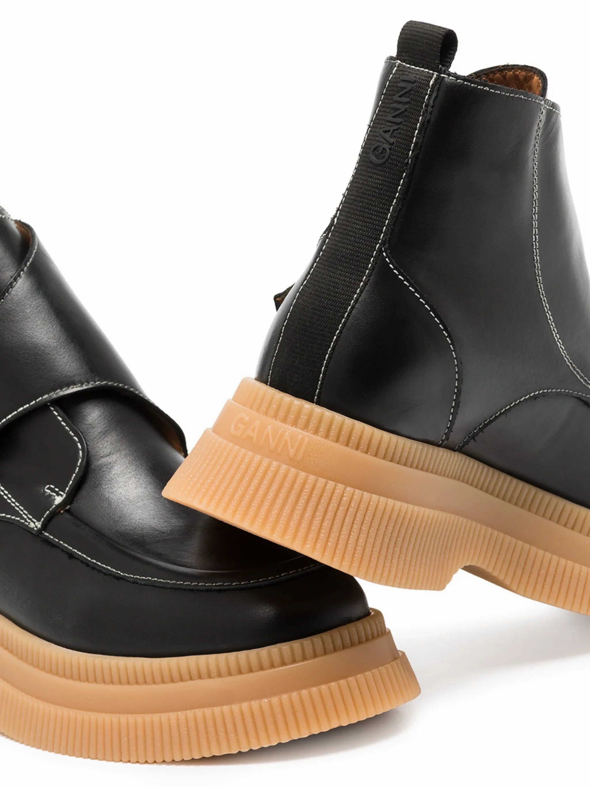 buckle-strap platform boots Diamondback Rattlesnake Boots