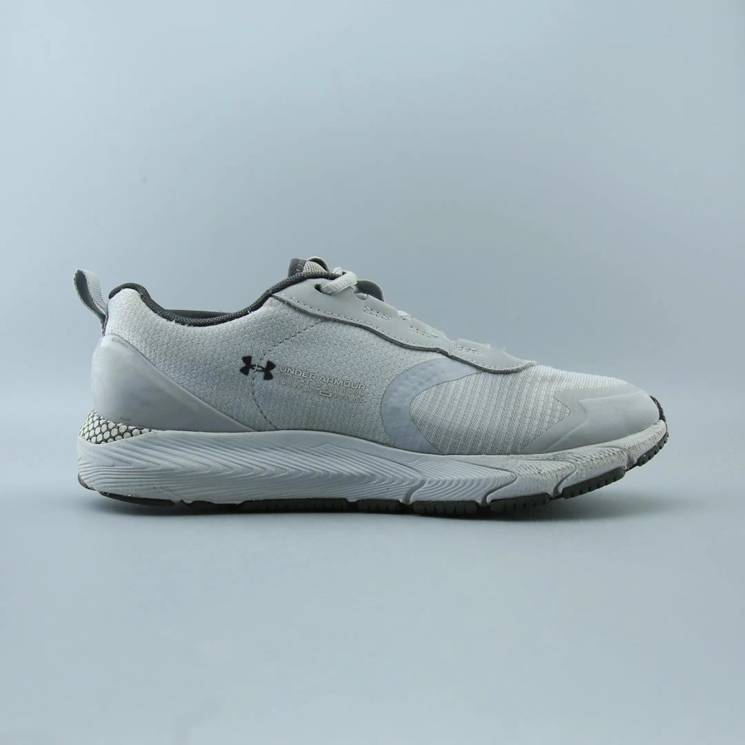 Cool Running Shoes UNDER ARMOUR HOVR SONIC SE