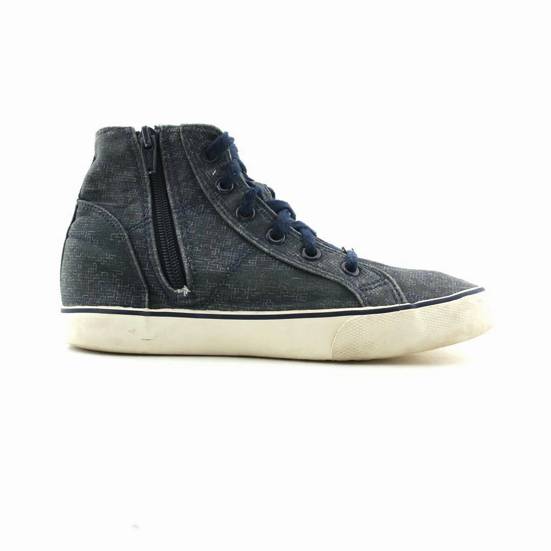 CAT AND JACK . Slip On Jordan Sneakers