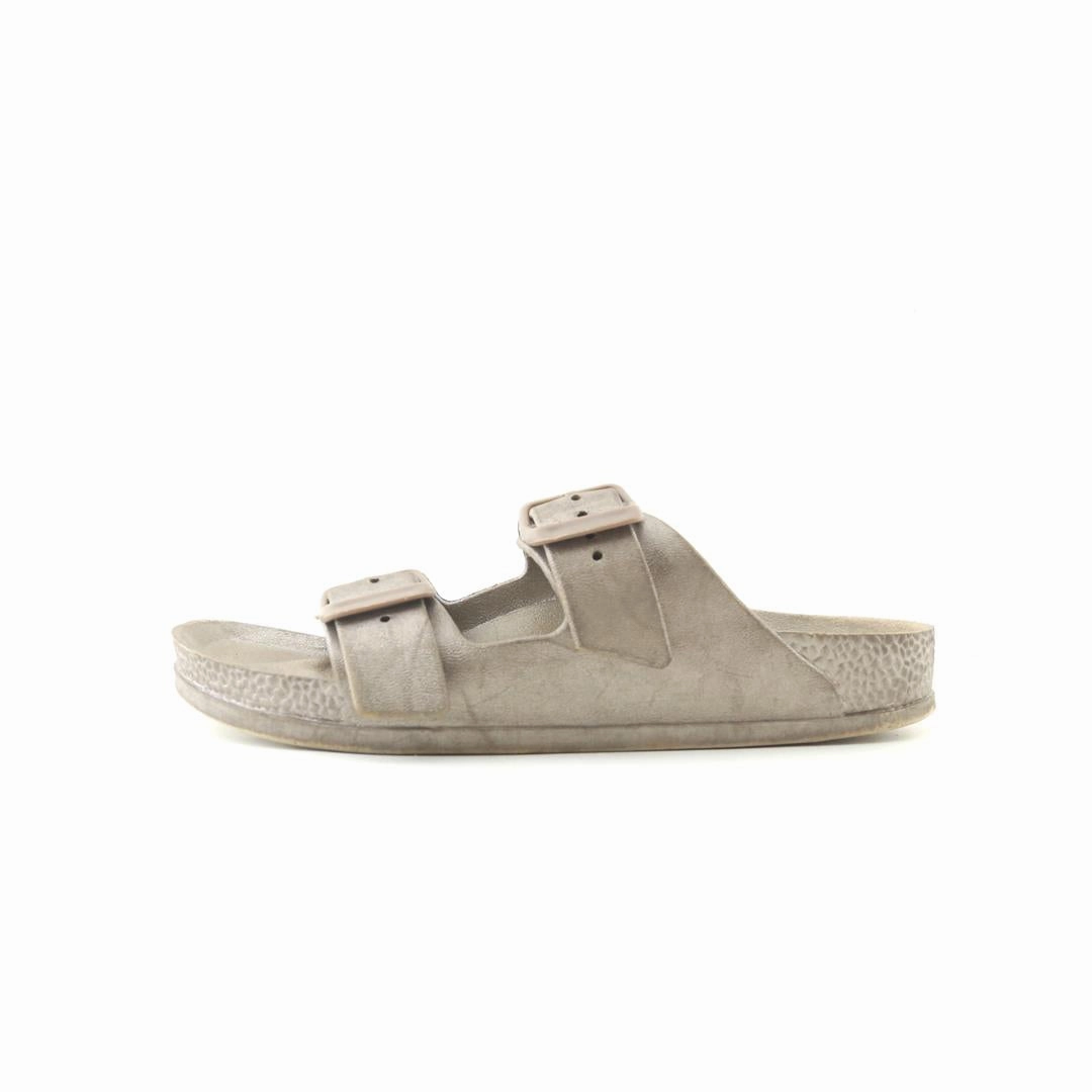 CAT AND JACK . Macy's Slippers