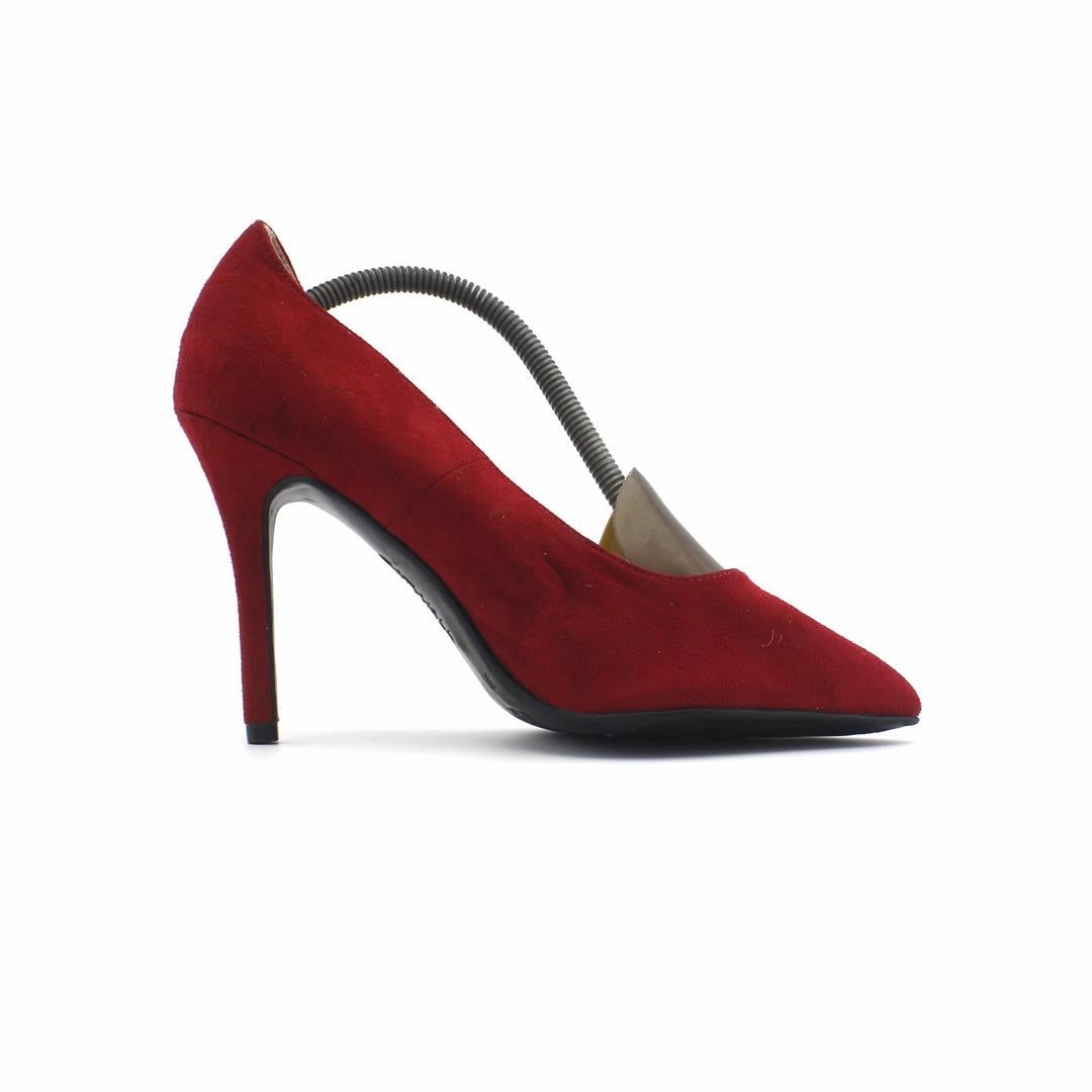 CATWALK . High Heel Licker