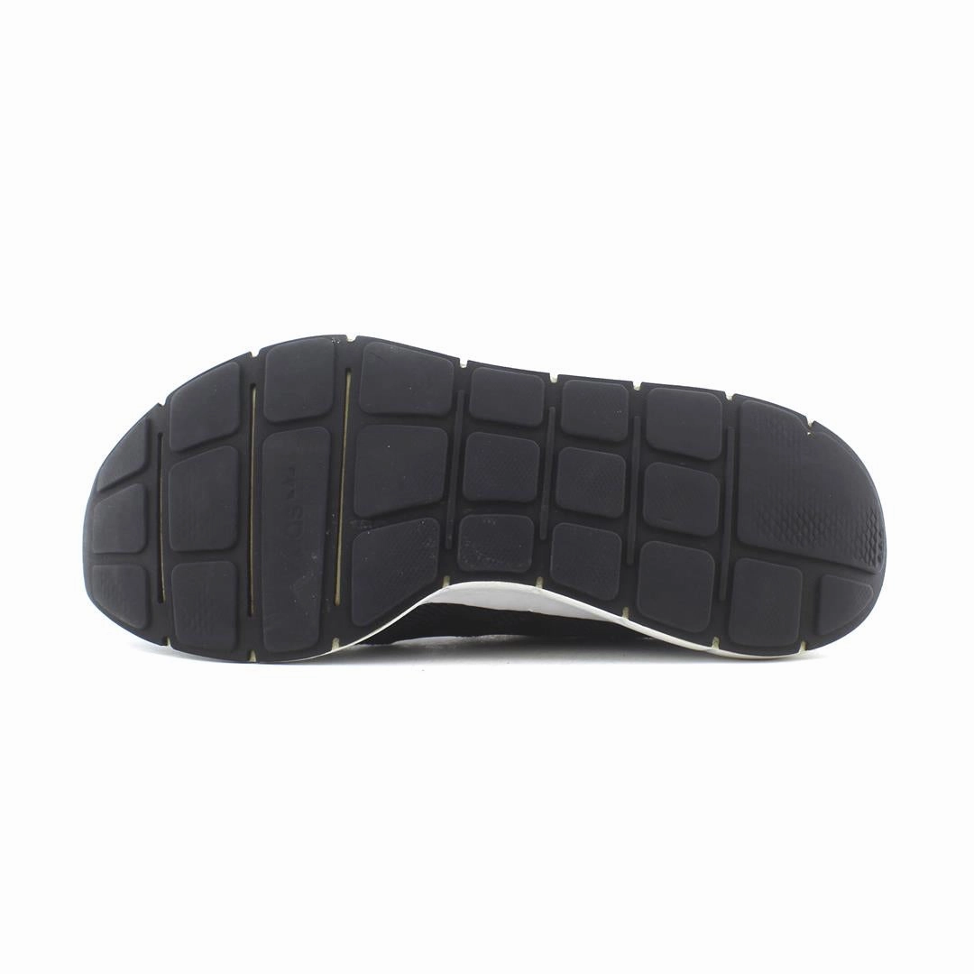 ADIDAS . Running Shoe Shop