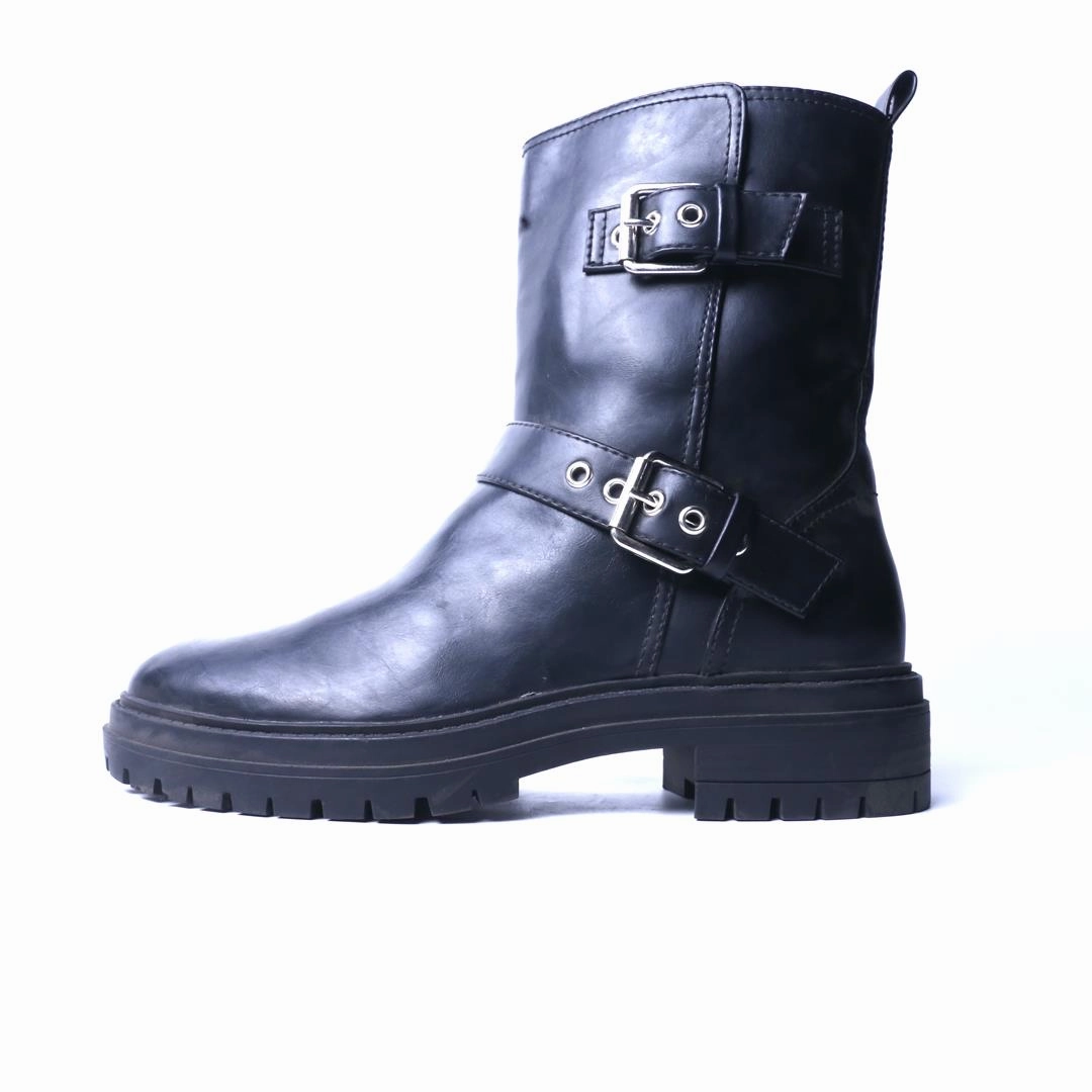 LEFTIES . Boxing Shoes Casual Wear