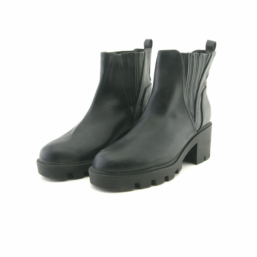 Casual Shoes With Memory Foam DOLCE VITA  .