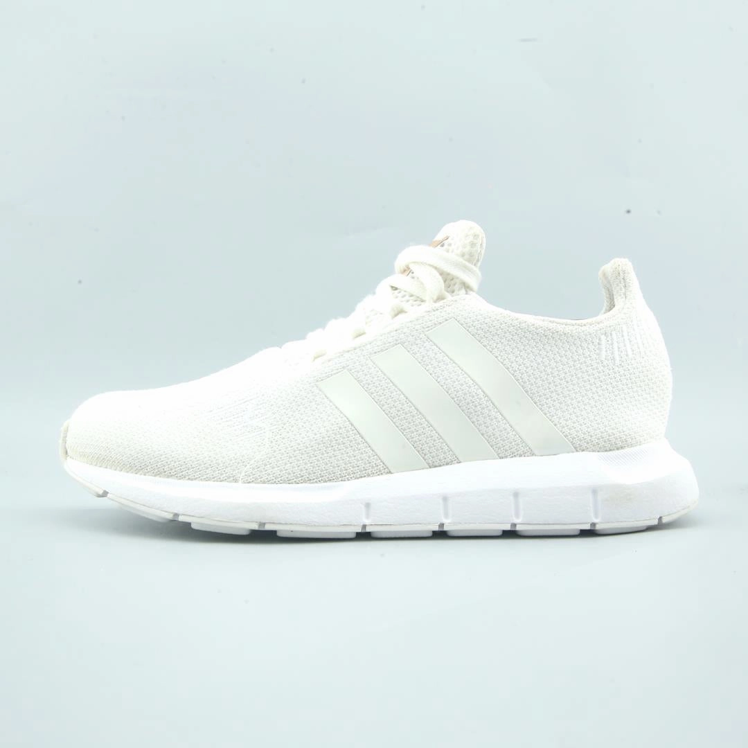 Revolution 7 Running Shoes ADIDAS SWIFT RUN