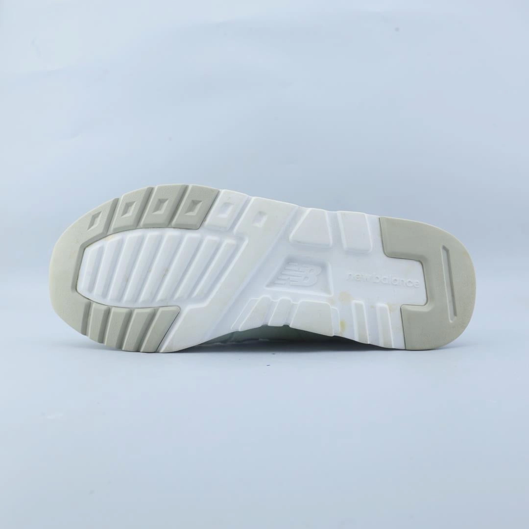 NEW BALANCE 997H New Balance Fuel Cell Propel V5