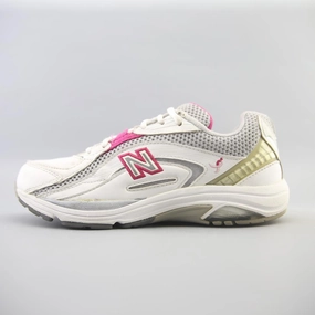 NEW BALANCE  MULTICOLOR Size 10 New Balance