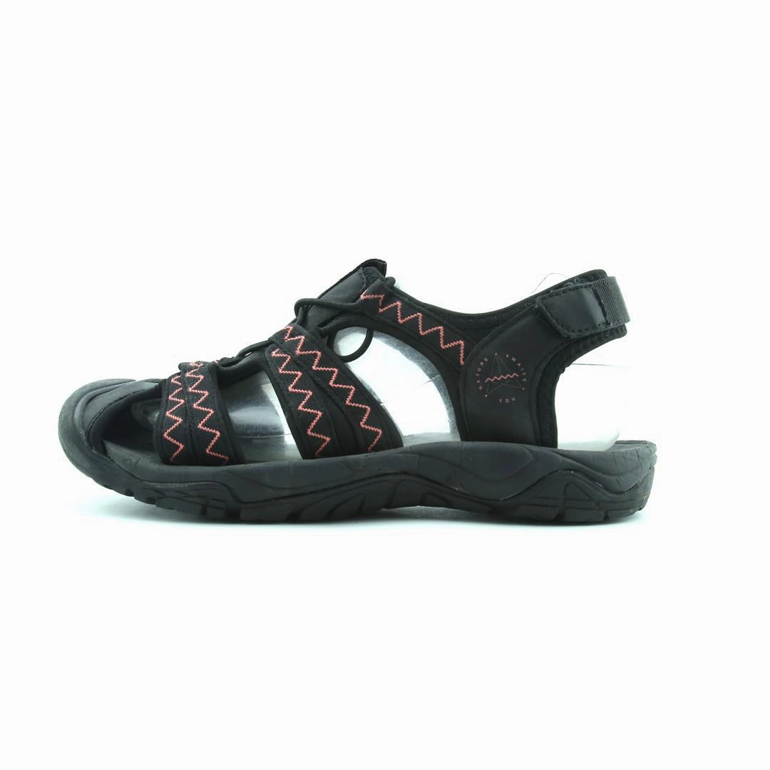 Wear Tennis Shoes With Business Casual CRIVIT .