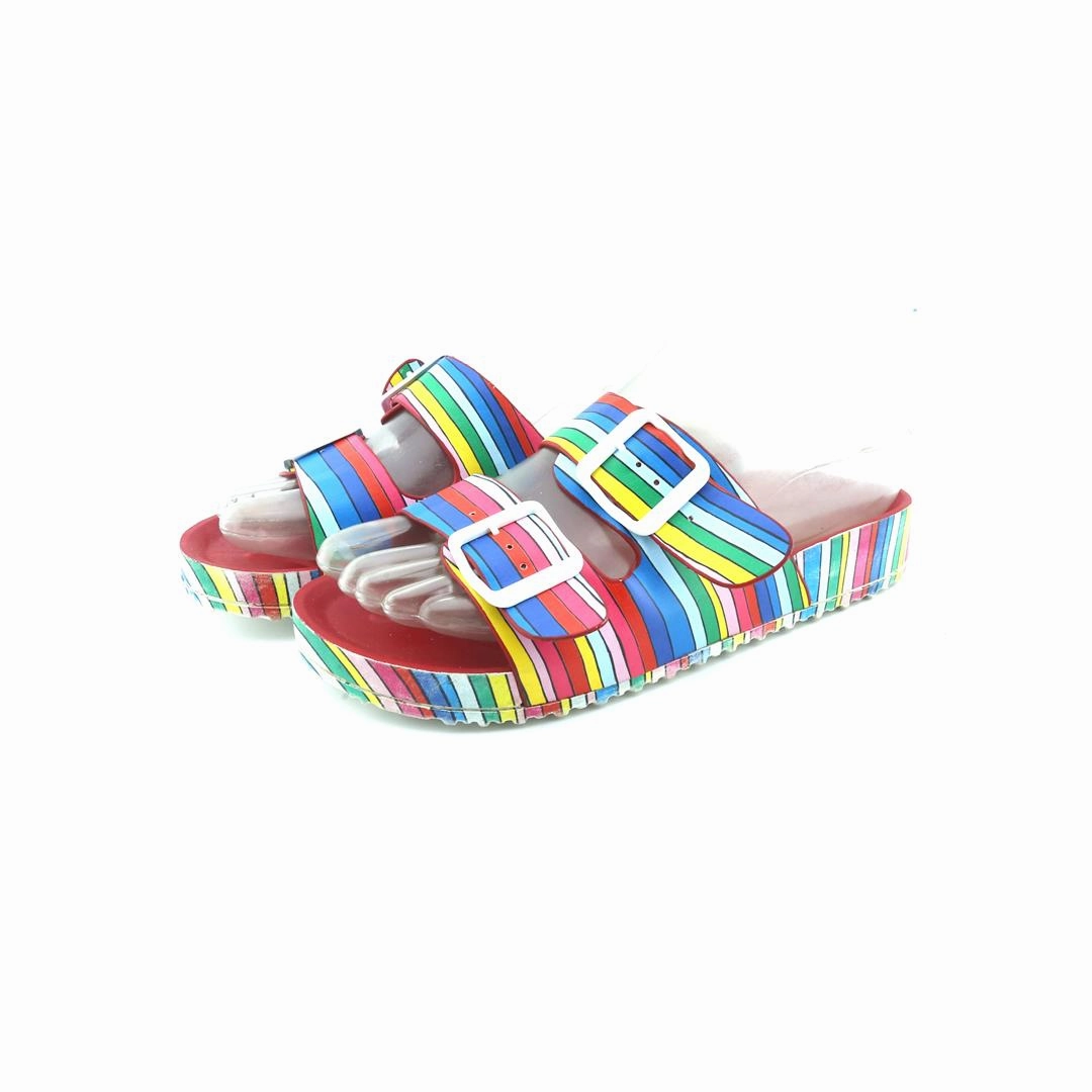 Doggo Slippers BETSET JOHNSON .