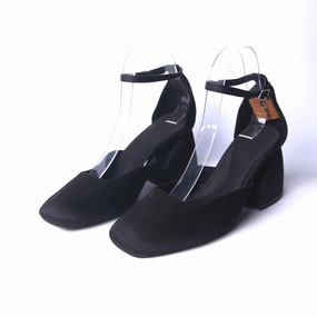 High Heel Keychain ZARA. .