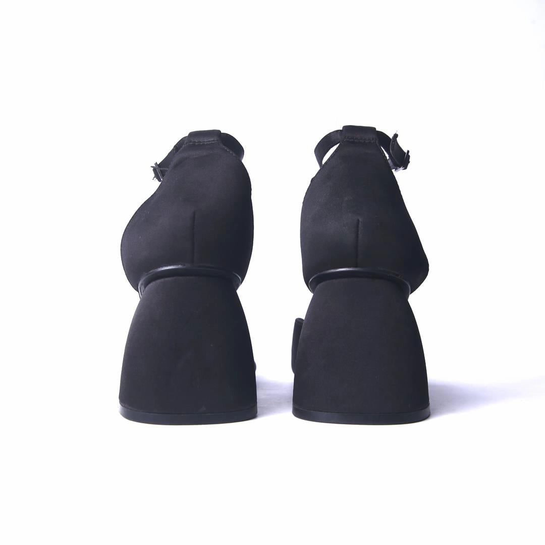 ZARA. . Game High Heels