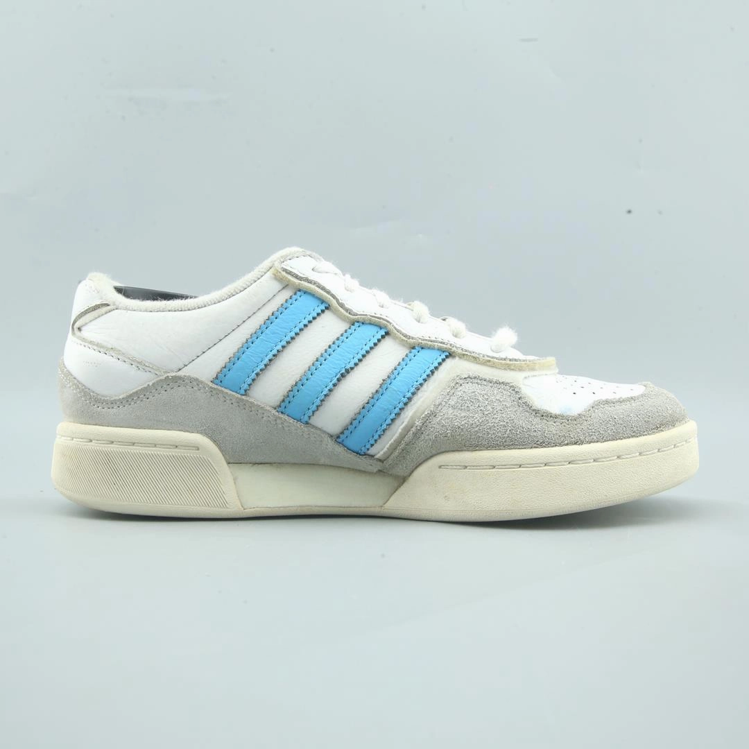 Earth Casual Shoes ADIDAS COURTIC