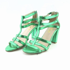 F5J . High Heels Walk