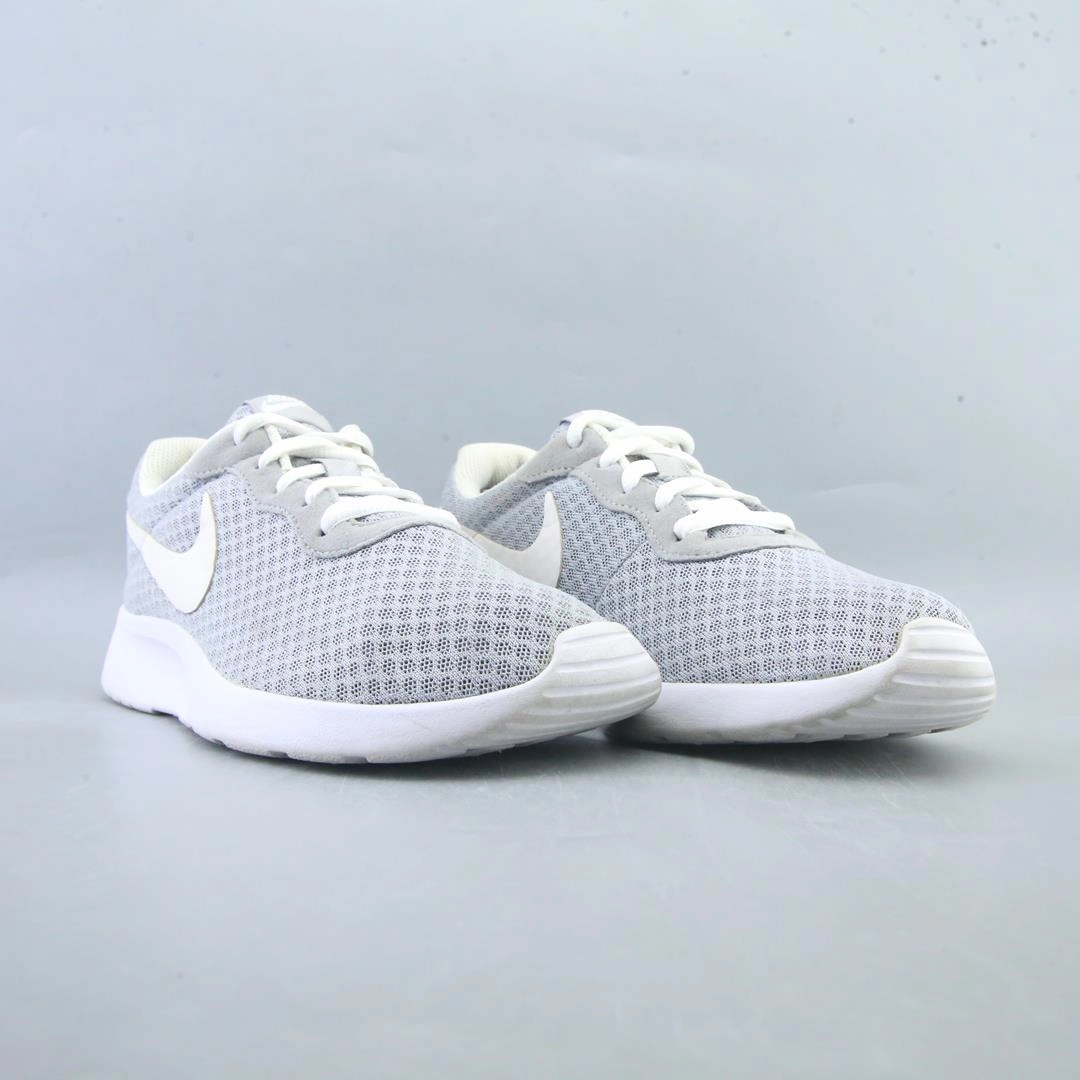 Lacing Your Running Shoes NIKE TANJUN